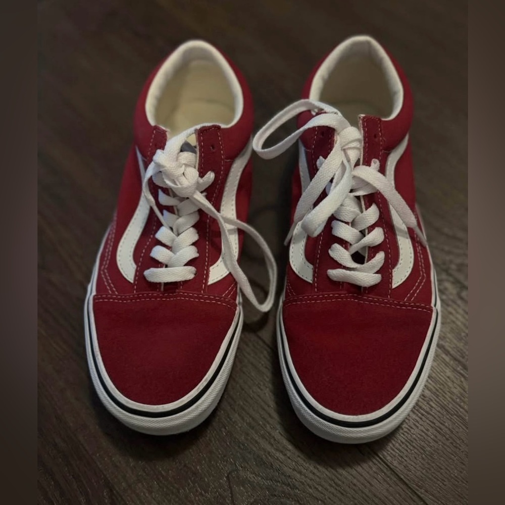Women’s Size 7.5 Red Vans Sneakers